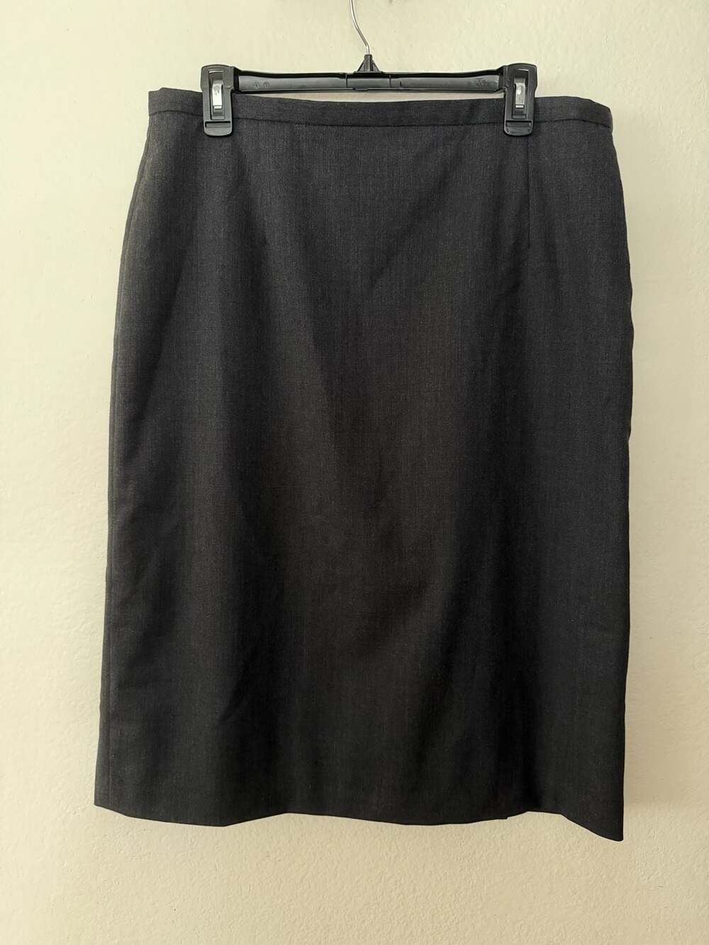 Pendleton Dark Gray Lined Pencil Skirt with Back Slit